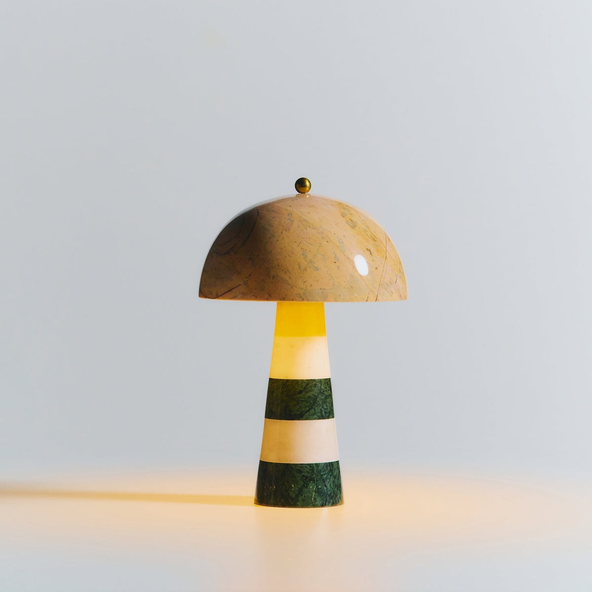 Ollie Marmor-Tischlampe