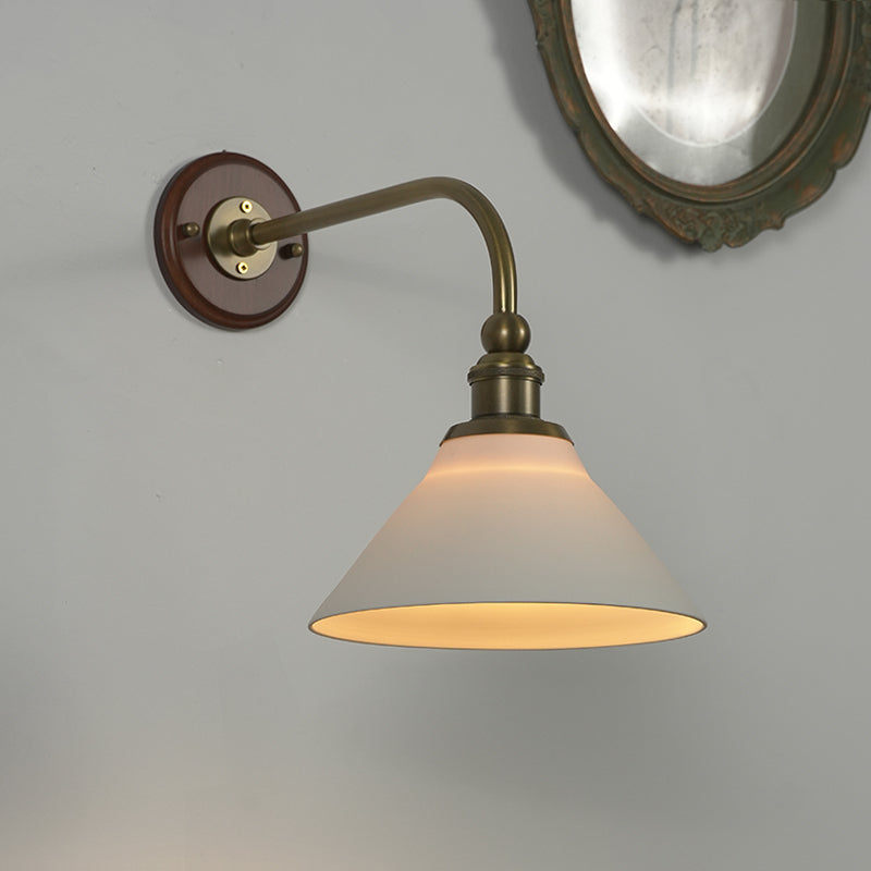 Liorivenne Wandleuchte