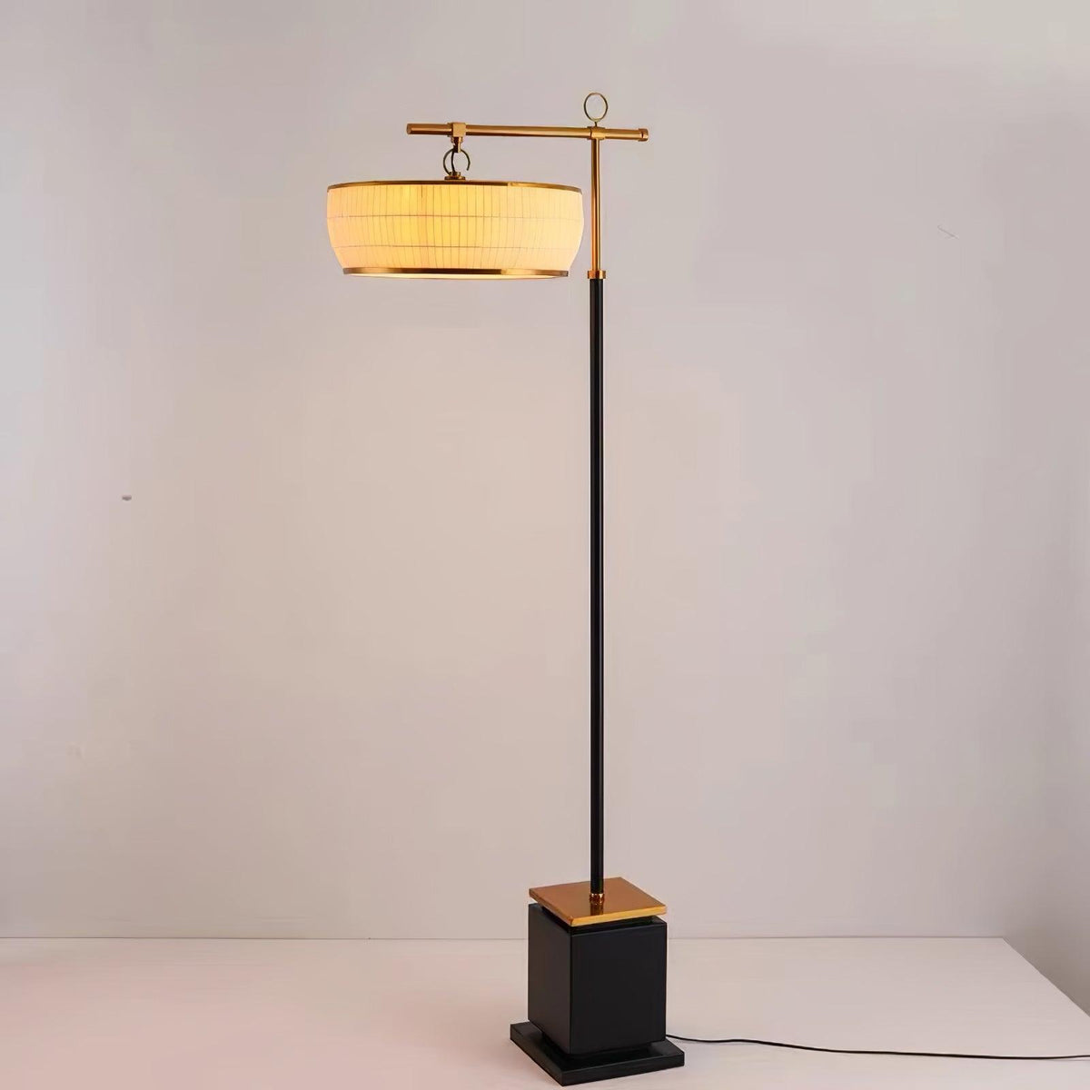 Socor Moderne Stoff-Stehleuchte