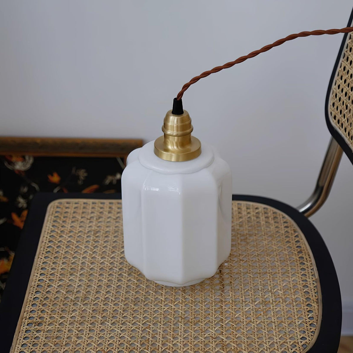 Kiki Zeitgenössische Pendelleuchte aus Glas