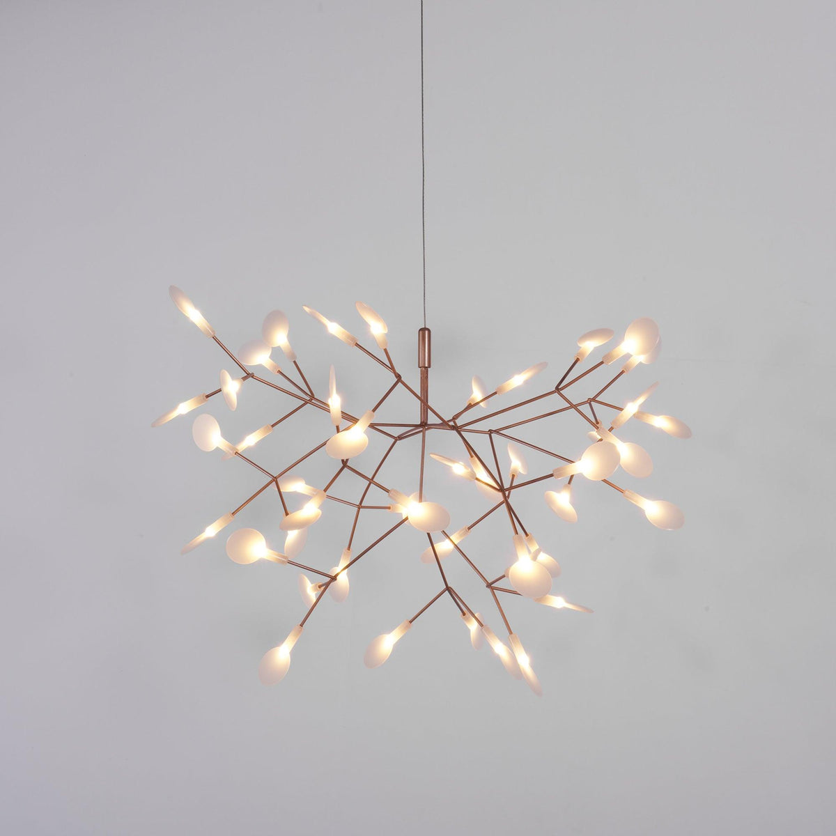 Auroreon Kronleuchter Roségold Firefly LED Ast