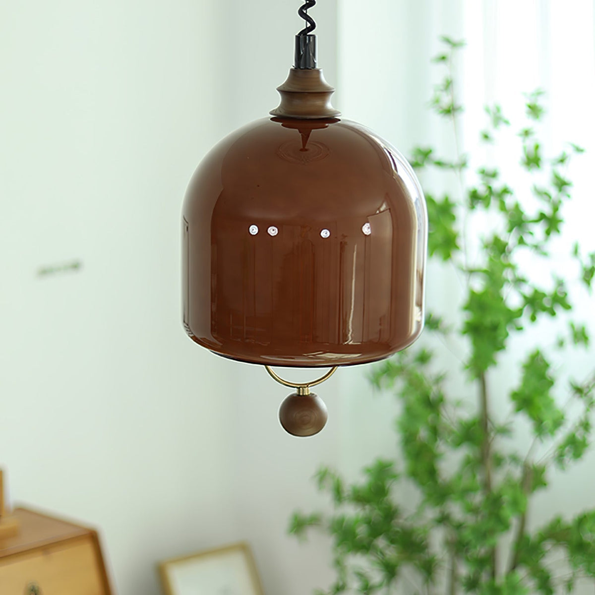 Elveise Minimalistische Pendelleuchte aus Holz in Dunkelwalnuss und Dunkelbraun