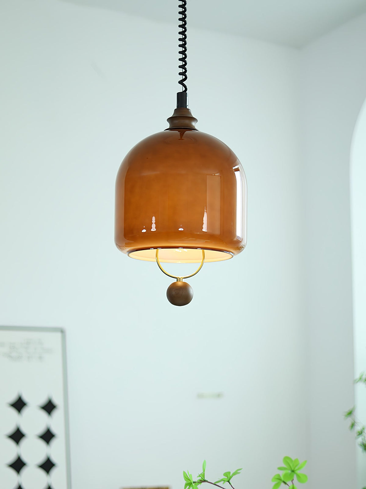 Elveise Minimalistische Pendelleuchte aus Holz in Dunkelwalnuss und Dunkelbraun