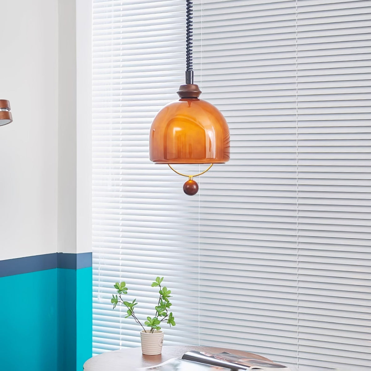 Elveise Minimalistische Pendelleuchte aus Holz in Dunkelwalnuss und Dunkelbraun