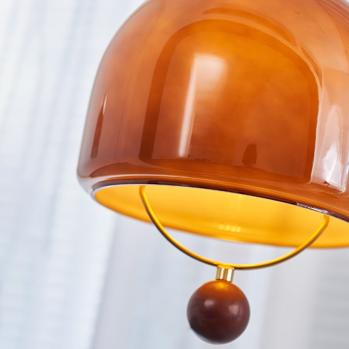 Elveise Minimalistische Pendelleuchte aus Holz in Dunkelwalnuss und Dunkelbraun