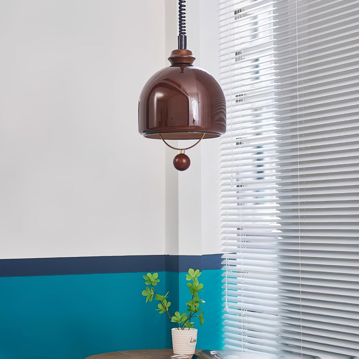 Elveise Minimalistische Pendelleuchte aus Holz in Dunkelwalnuss und Dunkelbraun