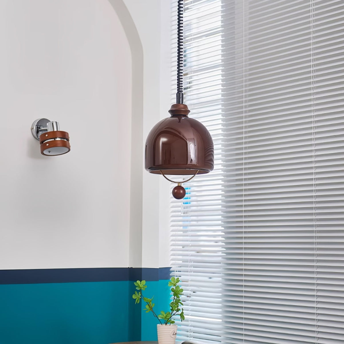 Elveise Minimalistische Pendelleuchte aus Holz in Dunkelwalnuss und Dunkelbraun