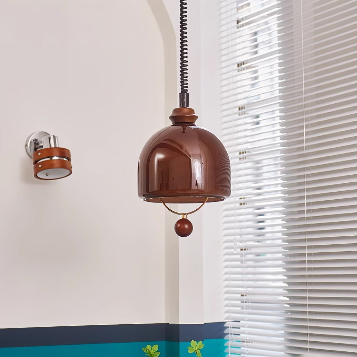 Elveise Minimalistische Pendelleuchte aus Holz in Dunkelwalnuss und Dunkelbraun