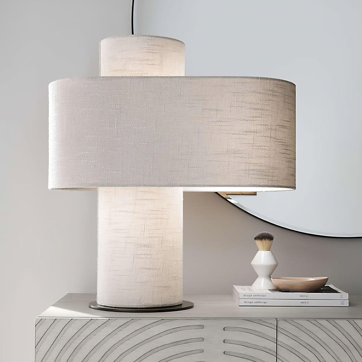 Eurvenil Minimalistische Tischleuchte aus Stoff in Beige