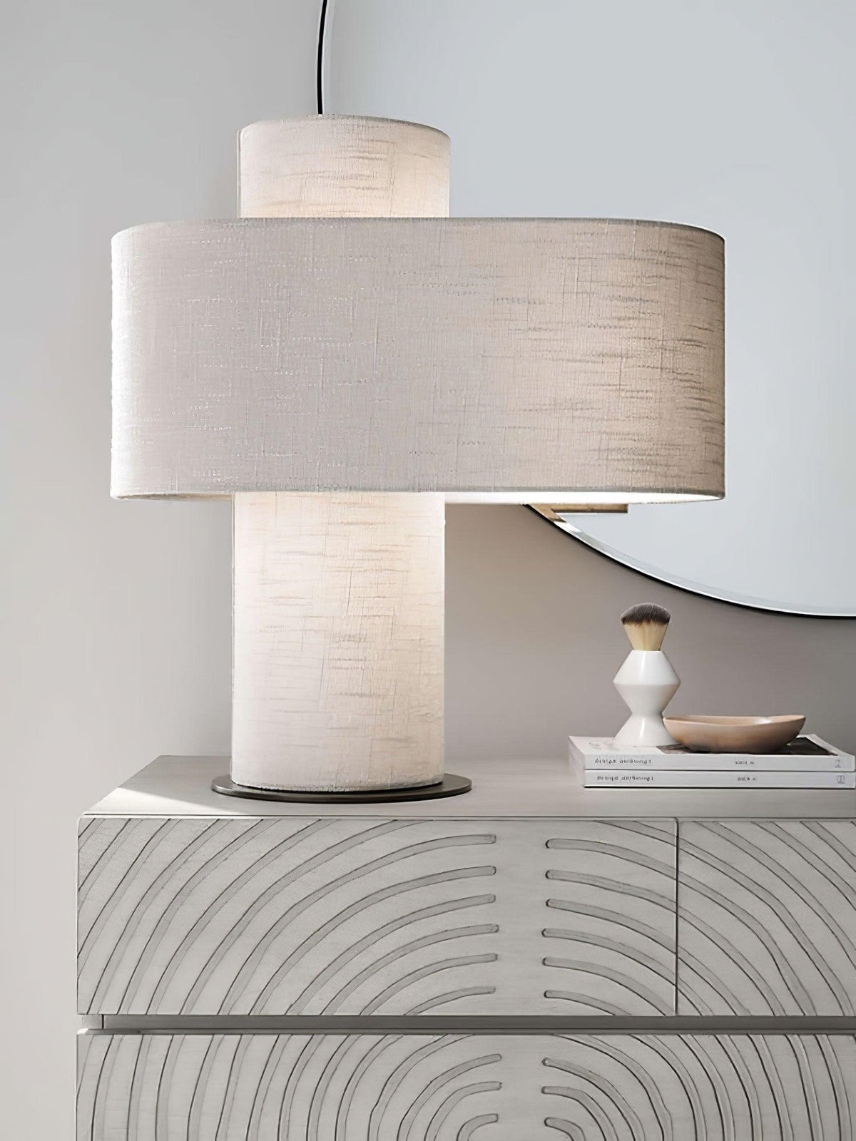 Eurvenil Minimalistische Tischleuchte aus Stoff in Beige