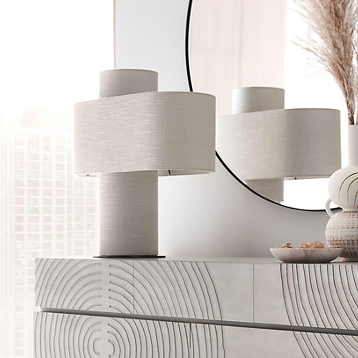 Eurvenil Minimalistische Tischleuchte aus Stoff in Beige
