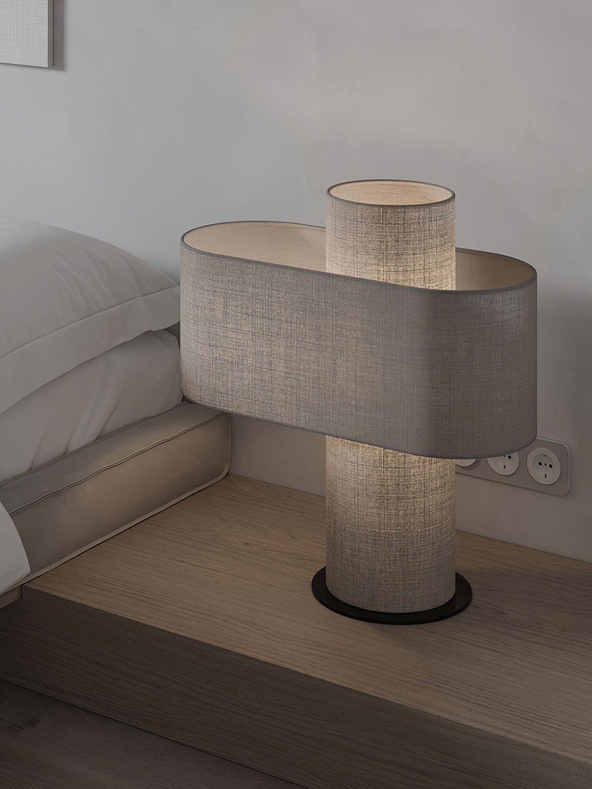 Eurvenil Minimalistische Tischleuchte aus Stoff in Beige