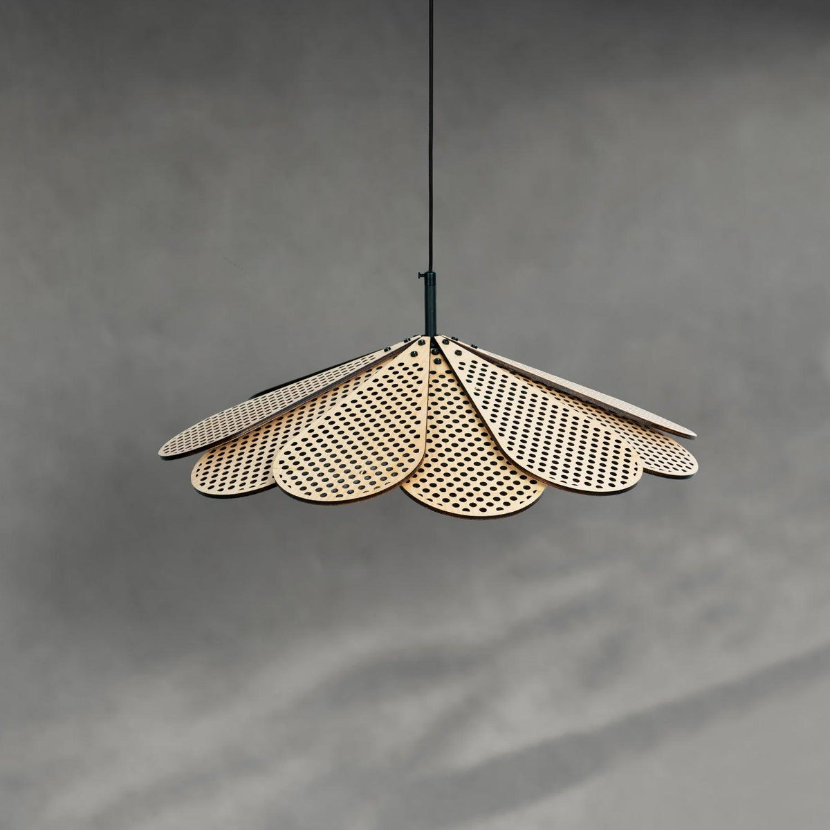 Zevarus Pendelleuchte im nordischen Wabi-Sabi-Stil aus Holz