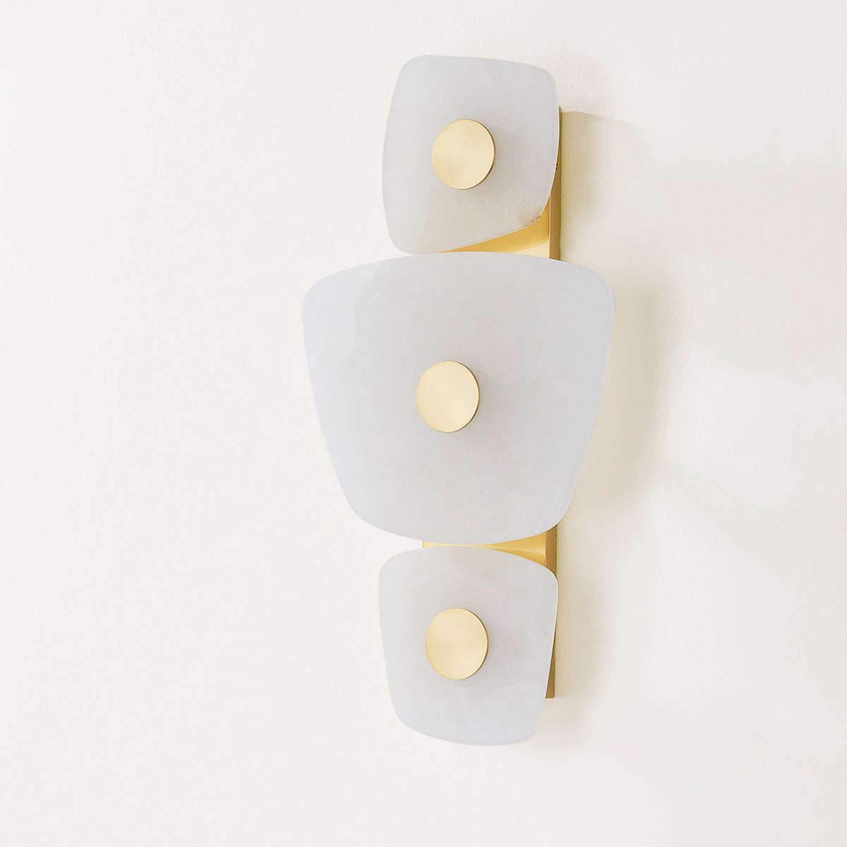 Fylsa asymmetrische Wandleuchte aus Alabaster