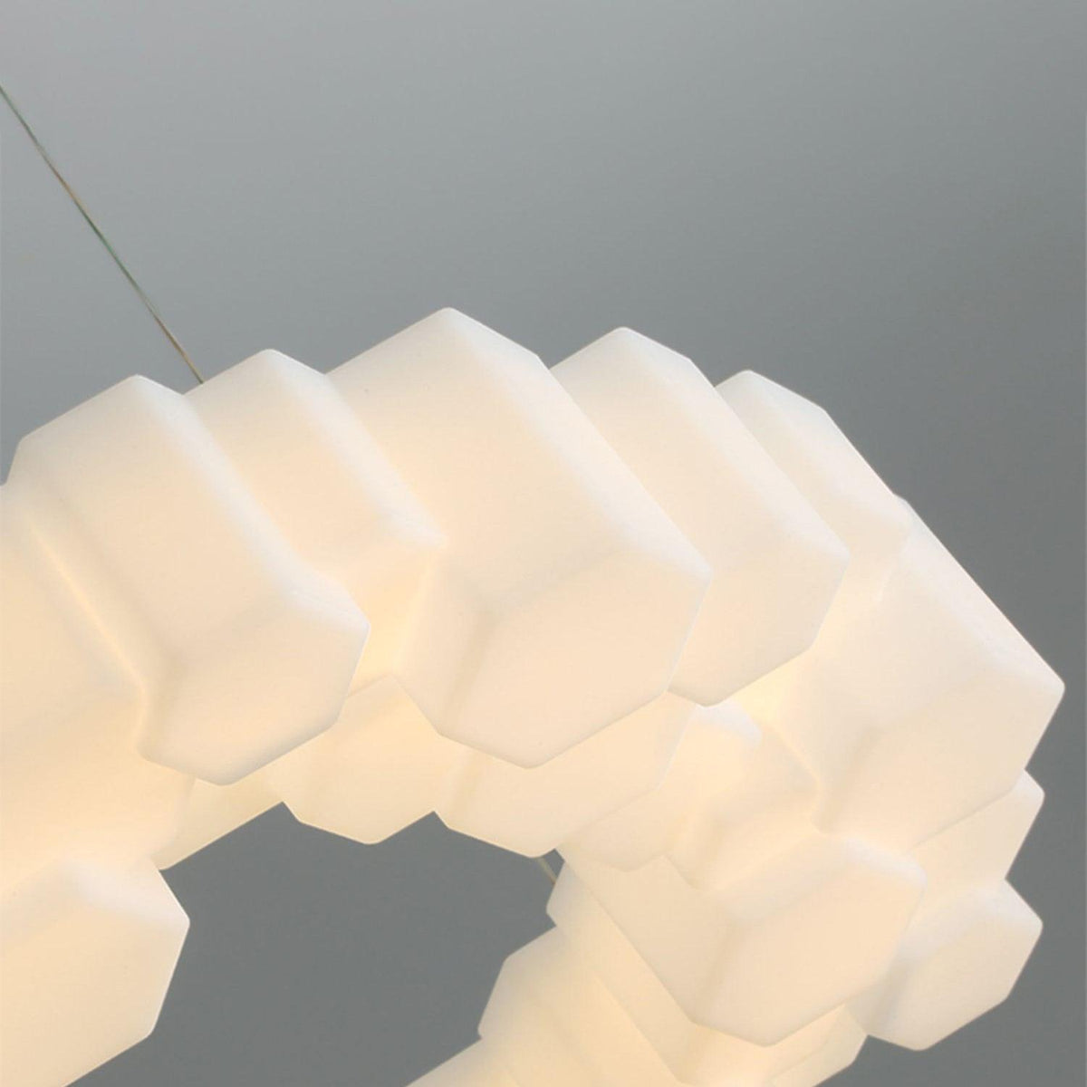 Lioreiel Kronleuchter Wabenstruktur glänzend weiß Polycarbonat