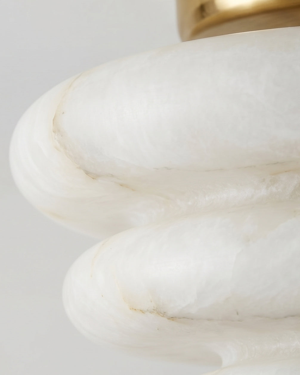 Nivueria flache Deckenleuchte aus Alabaster