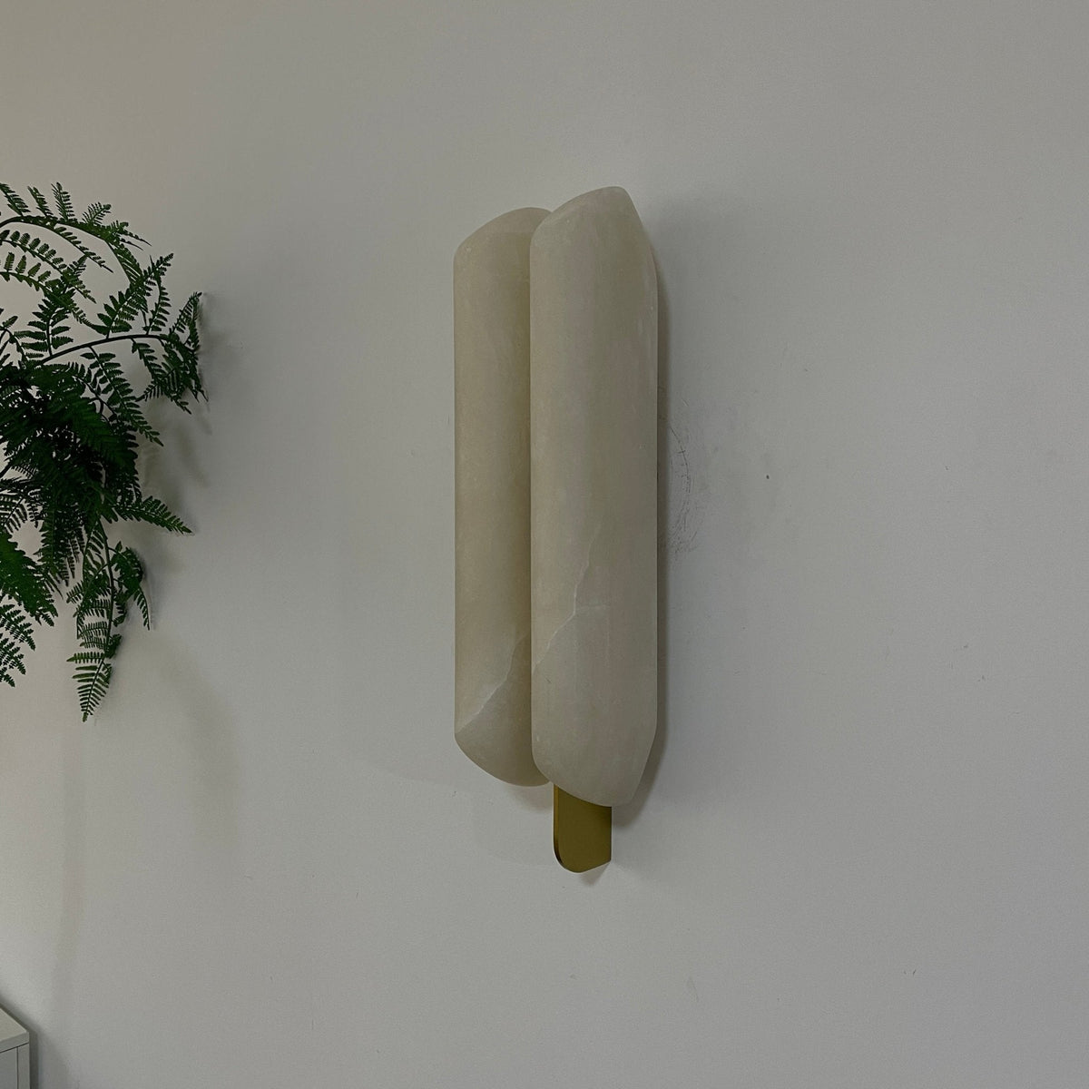 Husk Alabaster Wandleuchte