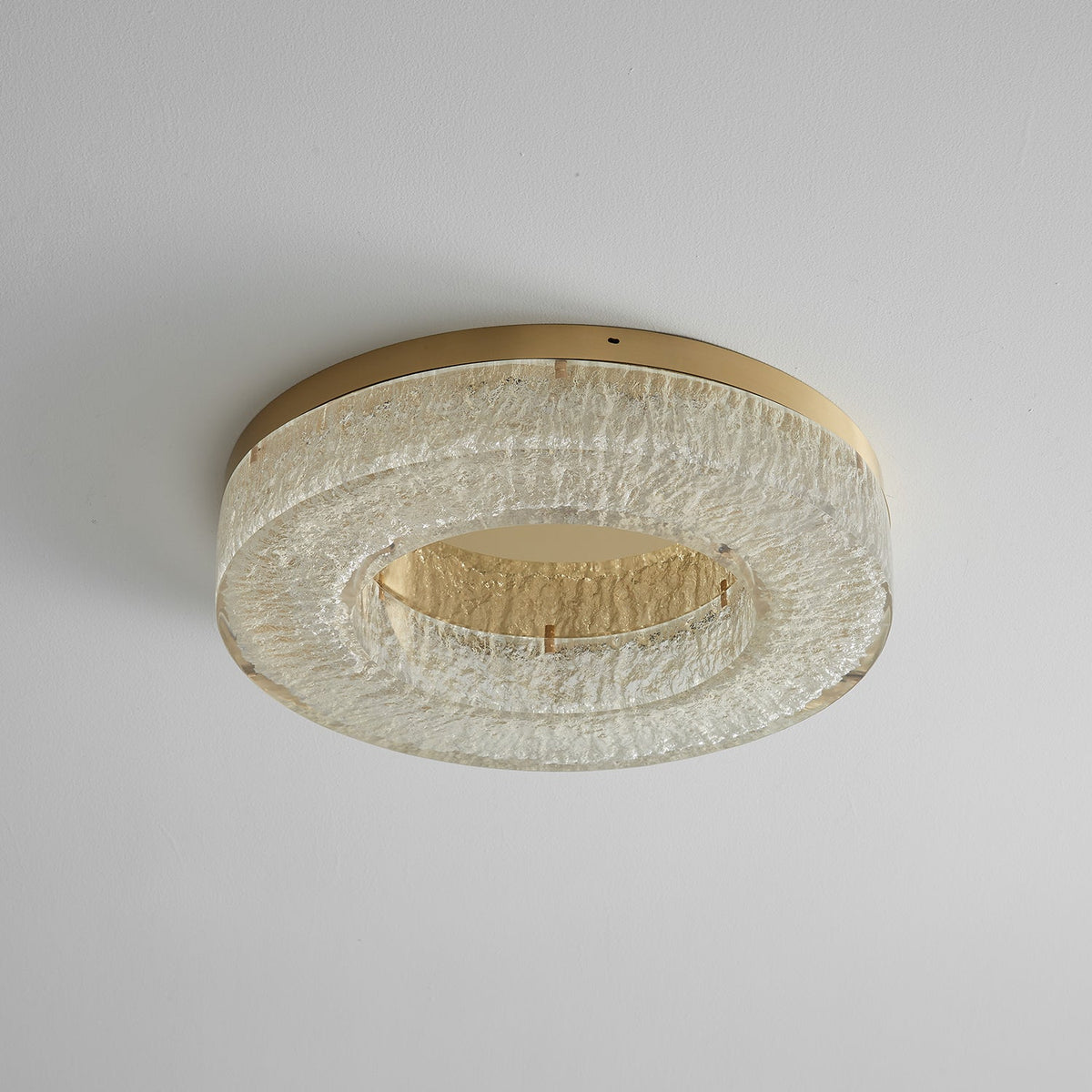 Dovira Deckenleuchte aus Kunstharz mit Eisriss-Design in Kreisform