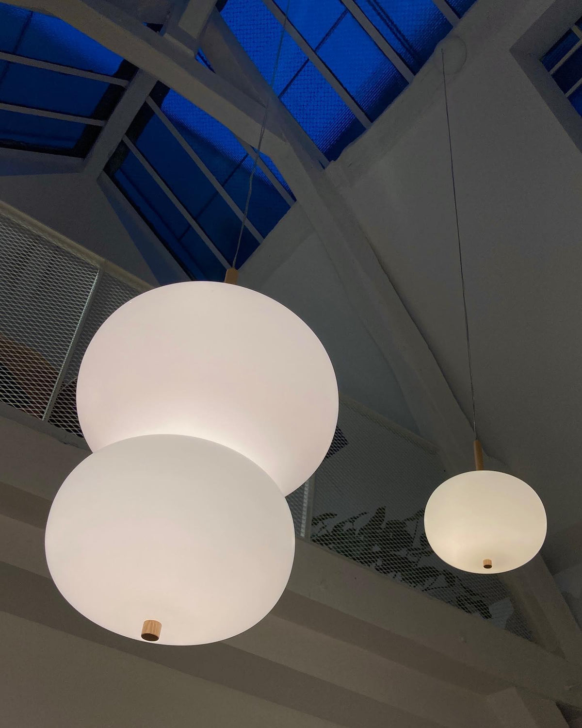 Duality Moderne Pendelleuchte aus Glas