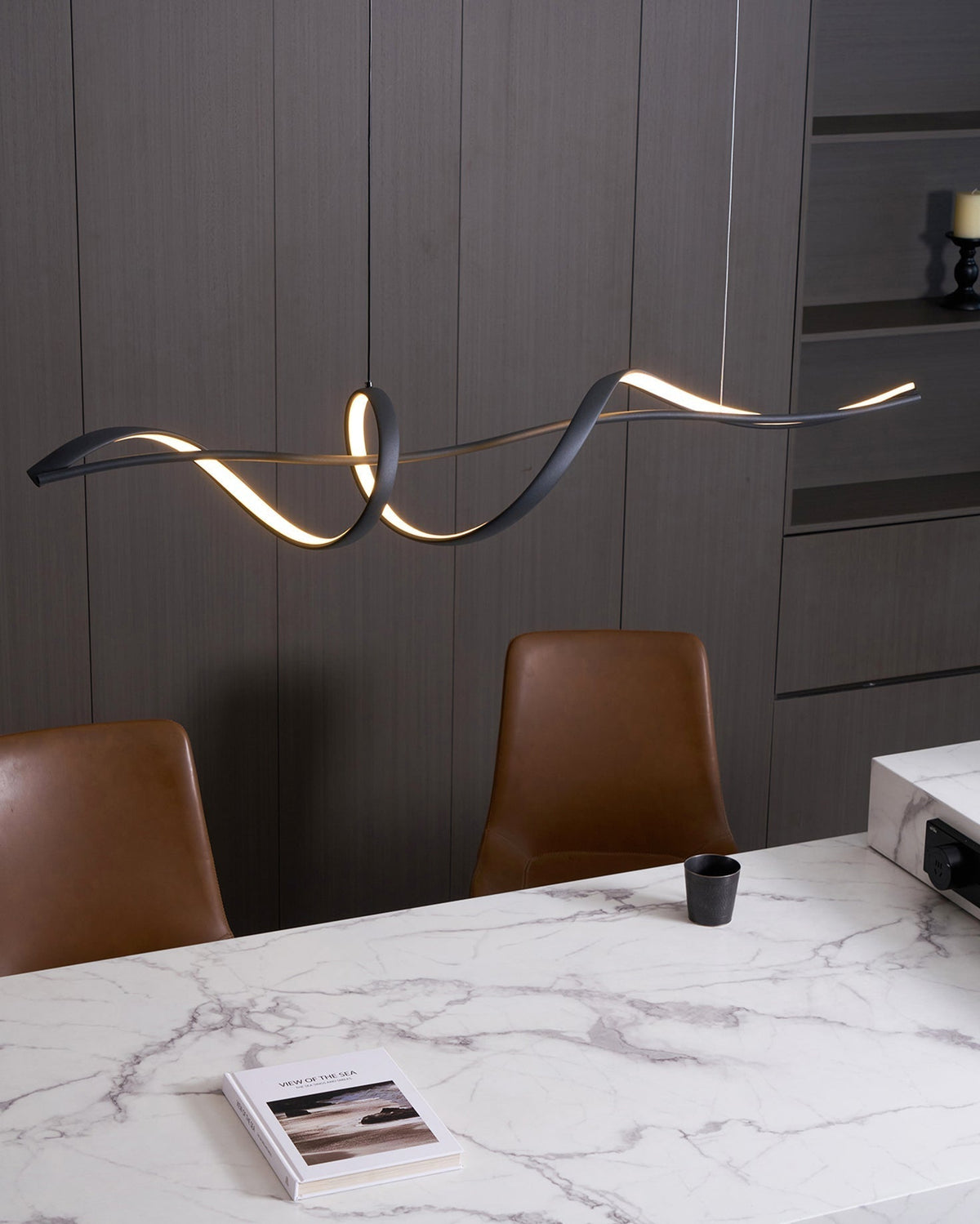 Calelina moderne schwarze LED-Wellen-Pendelleuchte
