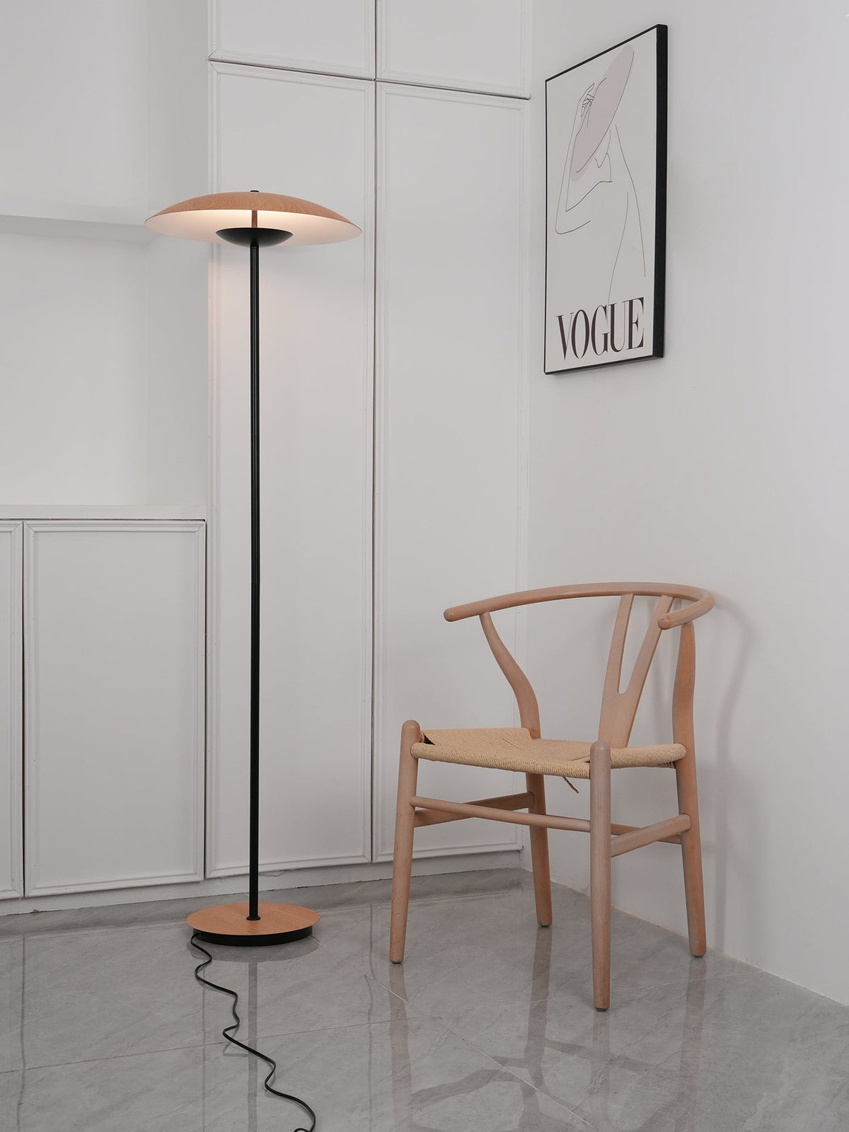 Ferinira Aluminium Minimalistische Stehleuchte