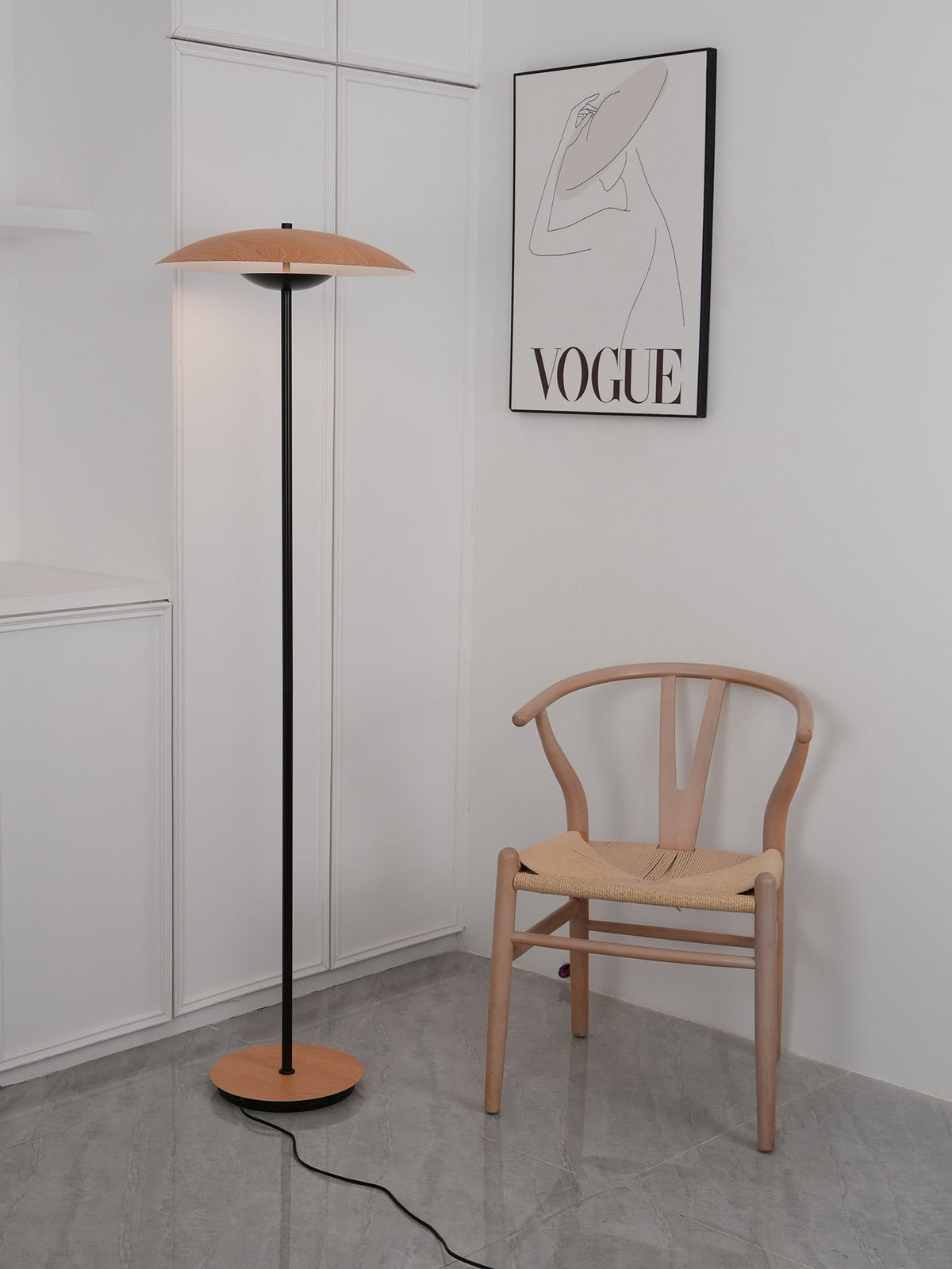 Ferinira Aluminium Minimalistische Stehleuchte