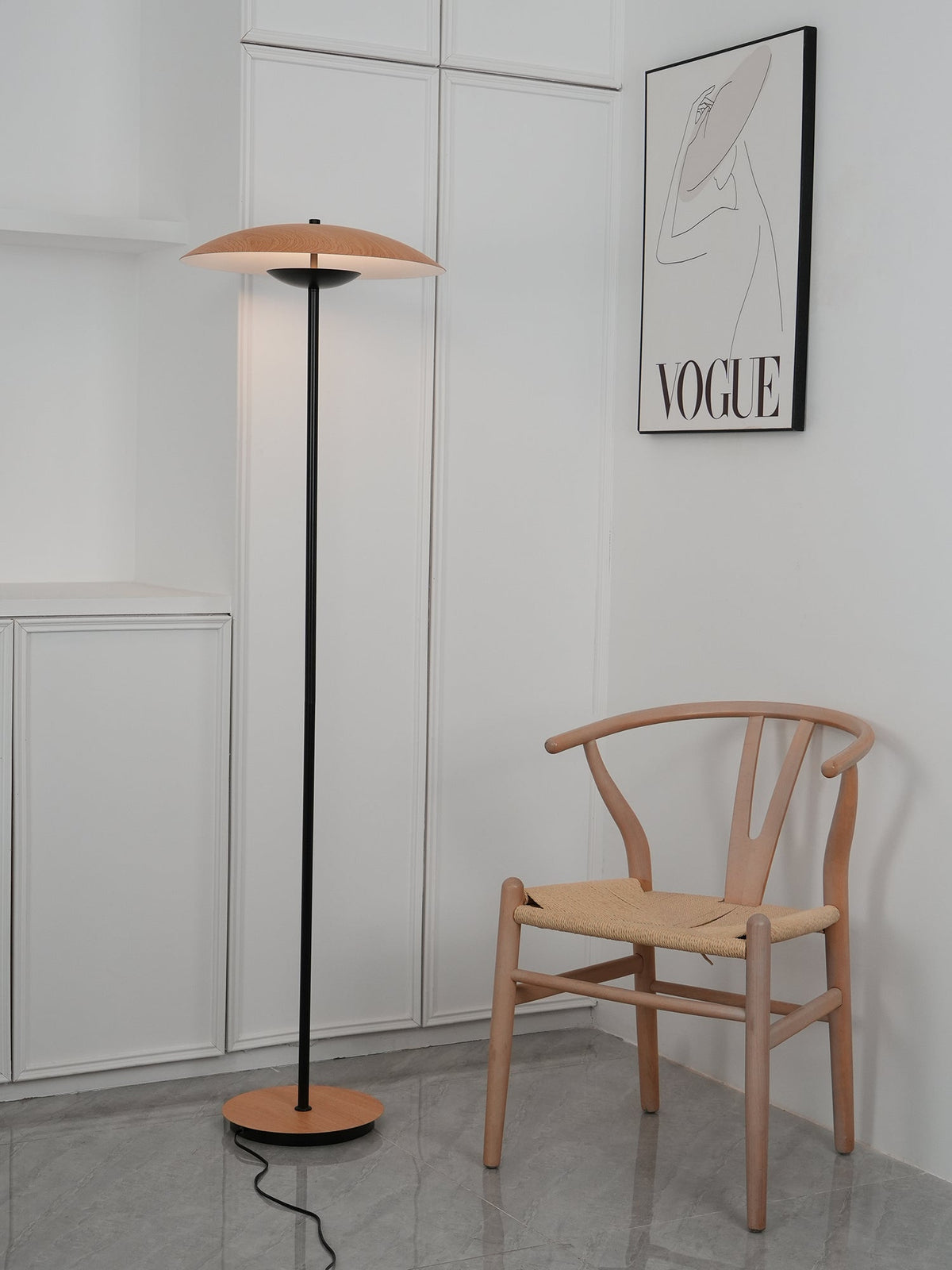 Ferinira Aluminium Minimalistische Stehleuchte