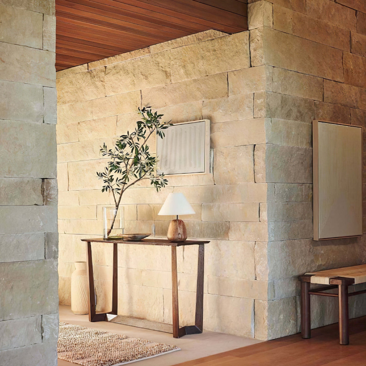 Lindenier Tischleuchte aus Holz