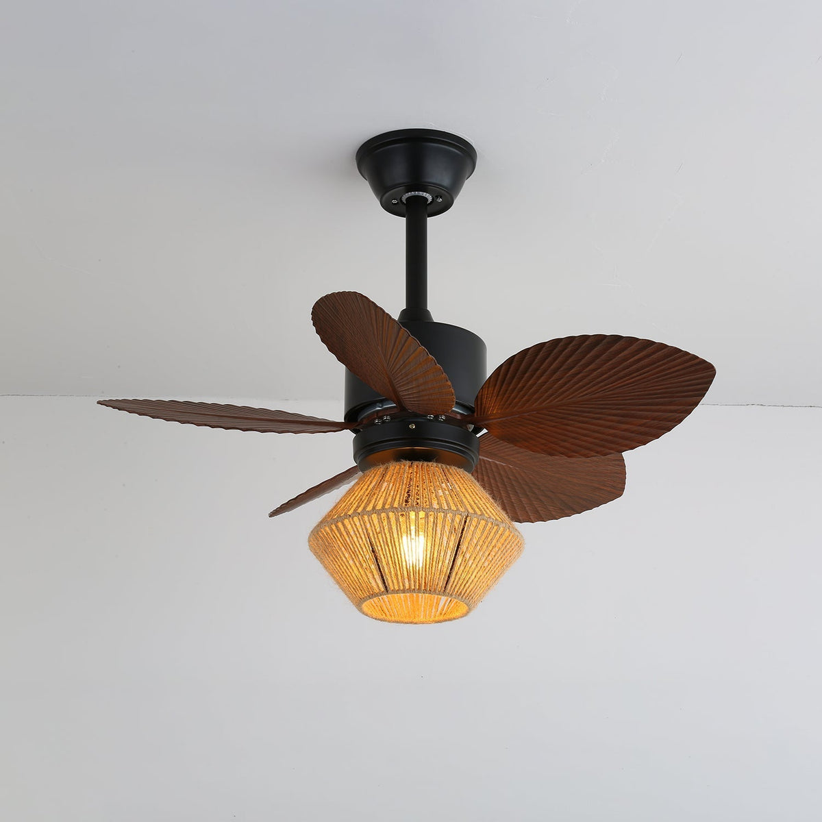 Solaya tropischer Rattan-Deckenventilator mit Beleuchtung