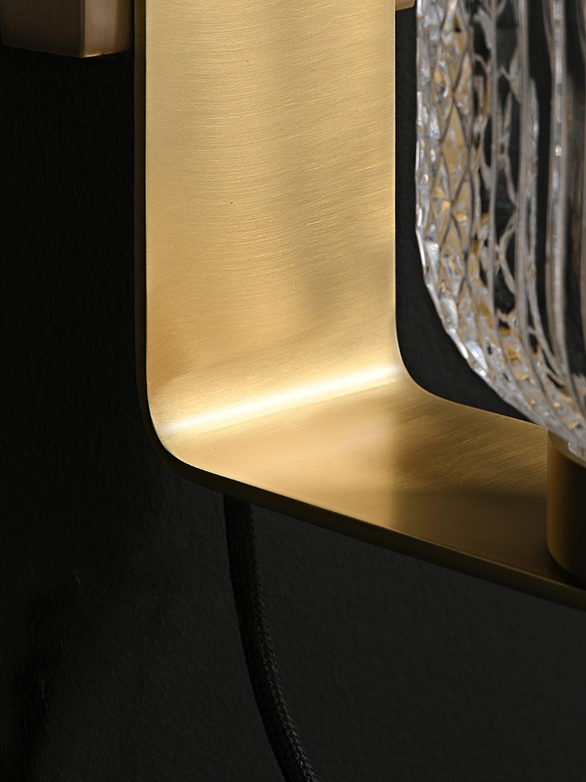 Cresh Premium zeitgenössische Wandleuchte aus Messing und Glas