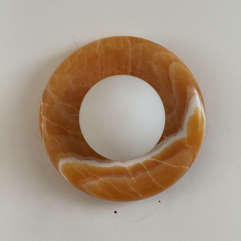 Renisenne Wandleuchte aus gelbem Onyx