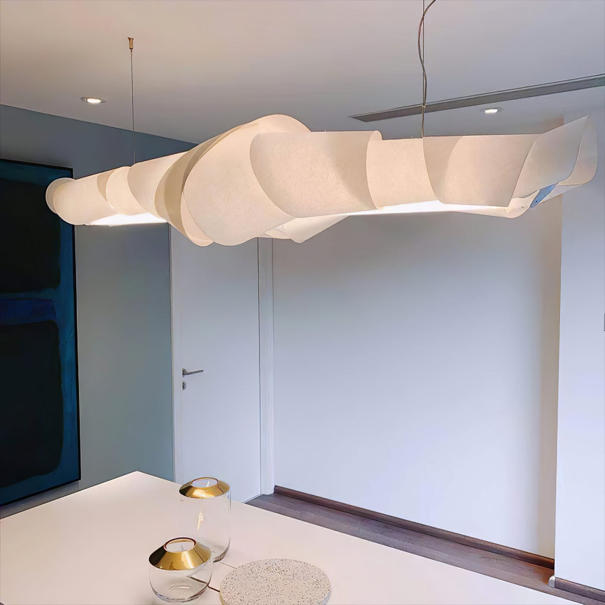 Ribbon Kronleuchter aus PVC im Spielvollen Stil