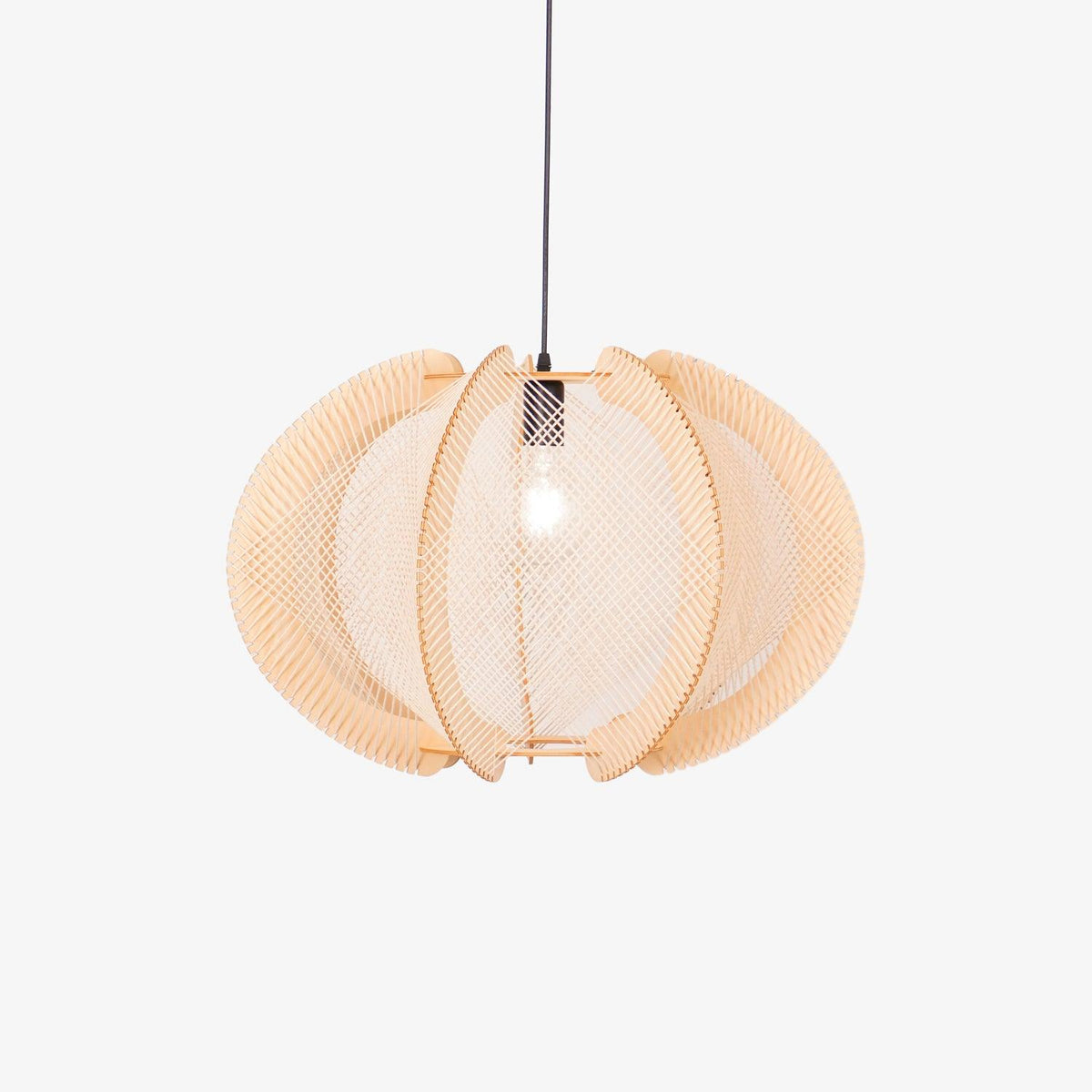 Atel Pendelleuchte aus Holz und Hanfseil