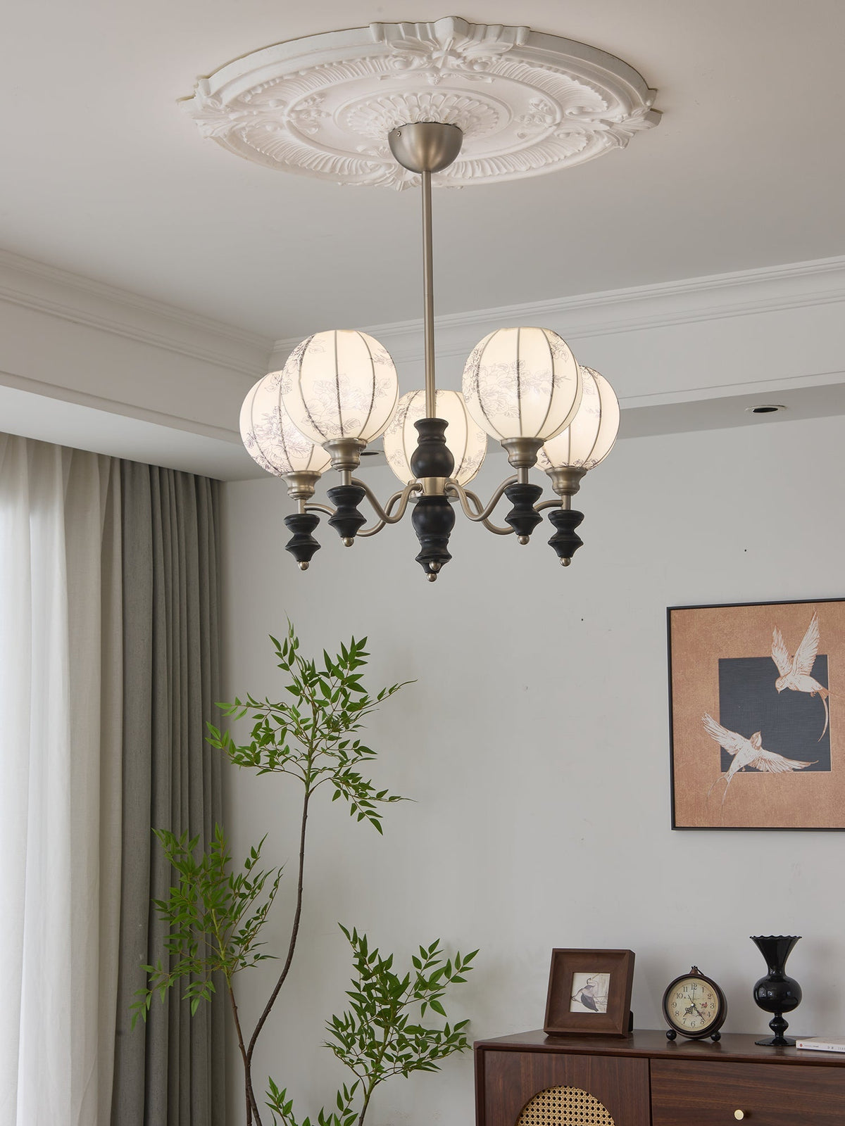 Osilan Kronleuchter Traditionelle Eleganz Vintage Holz