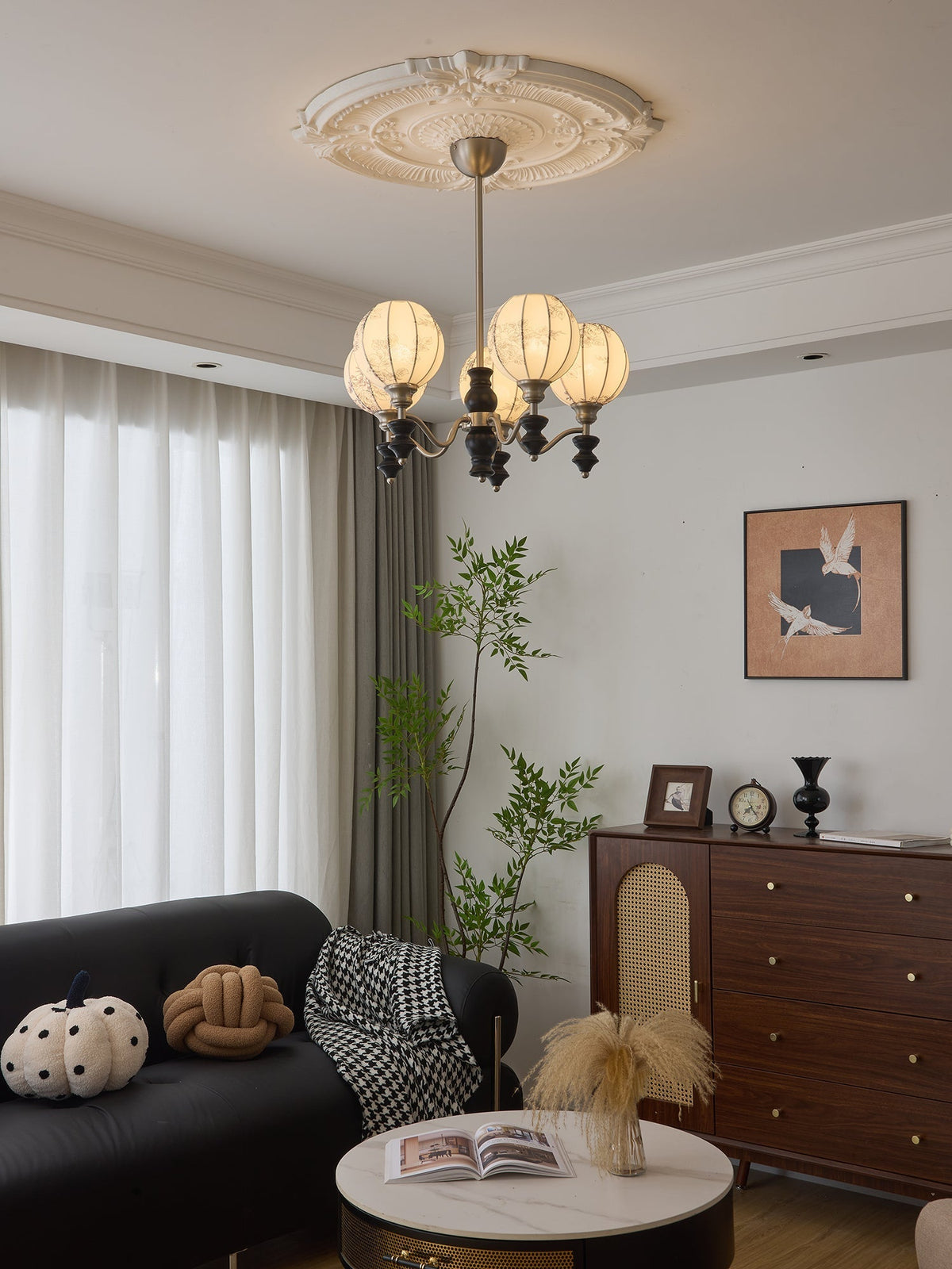 Osilan Kronleuchter Traditionelle Eleganz Vintage Holz