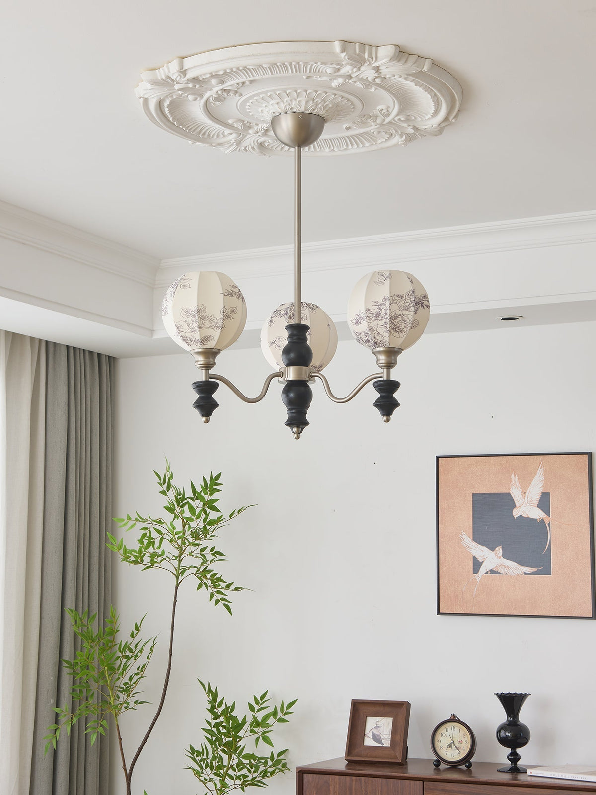 Osilan Kronleuchter Traditionelle Eleganz Vintage Holz