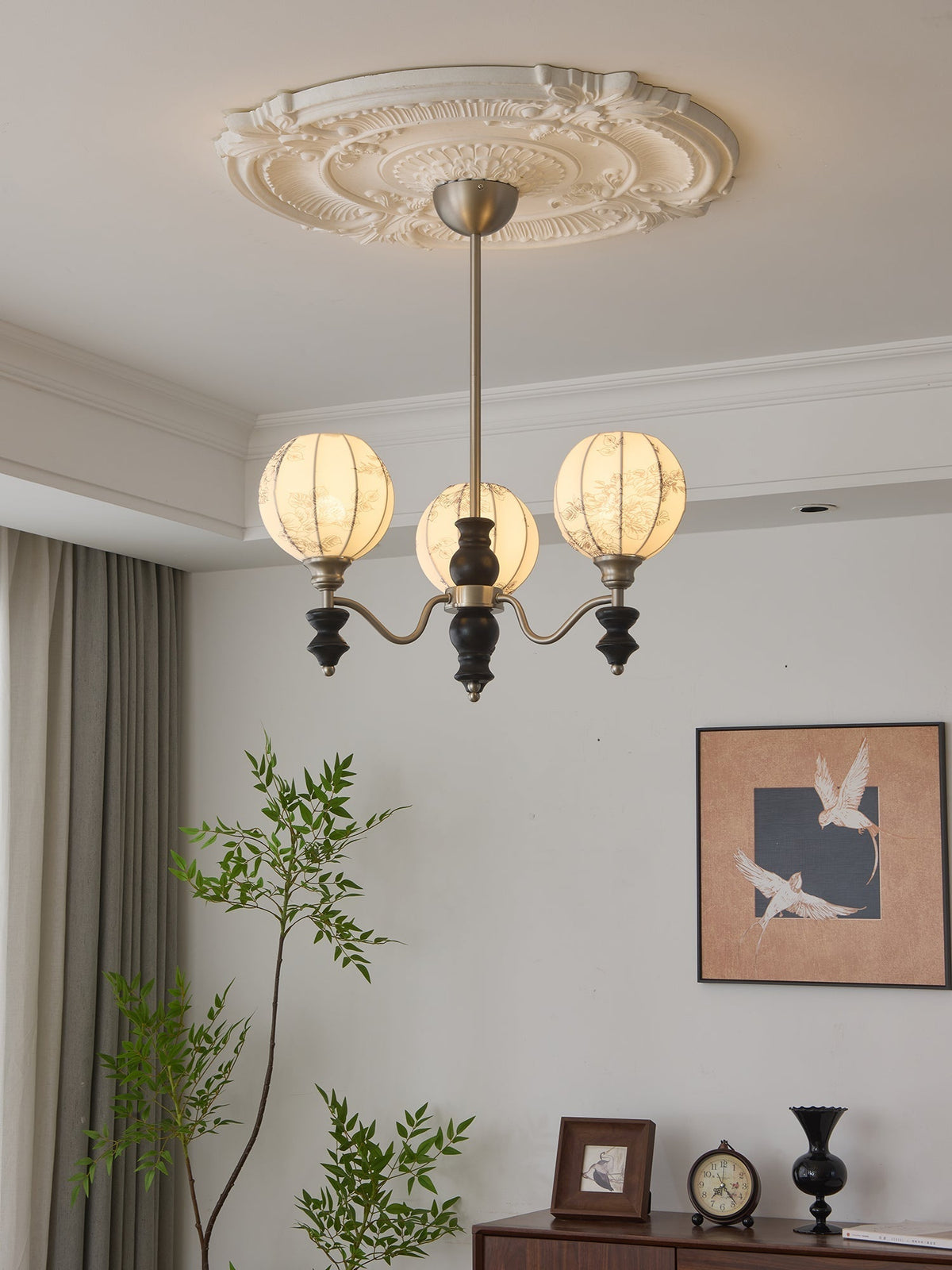 Osilan Kronleuchter Traditionelle Eleganz Vintage Holz