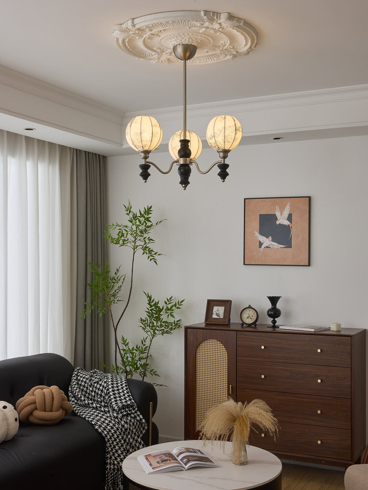 Osilan Kronleuchter Traditionelle Eleganz Vintage Holz