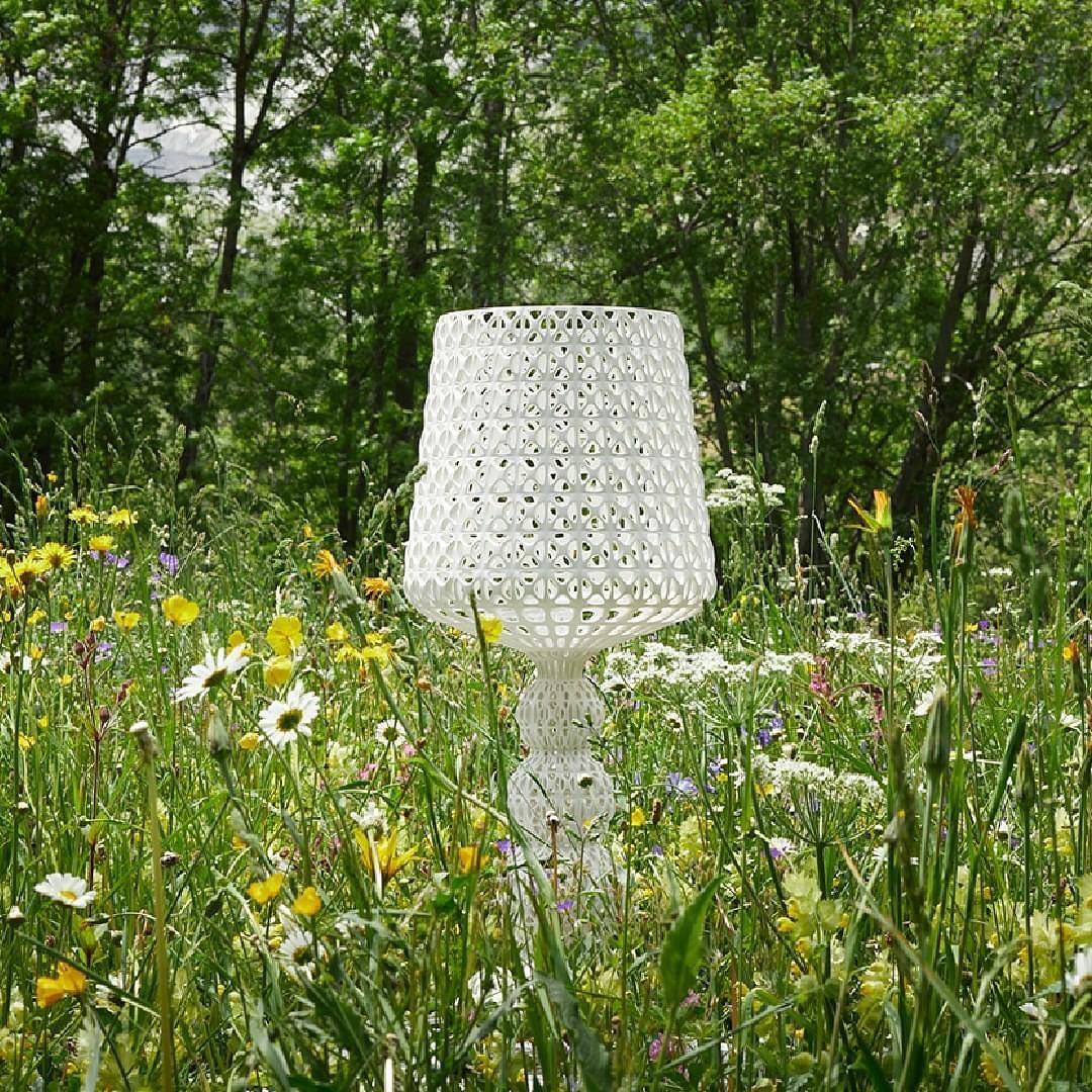 Lilah Acryl-Luxus-Tischleuchte