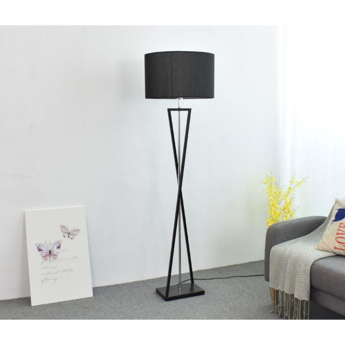 Xeno Schwarz Stoff Stehleuchte modern