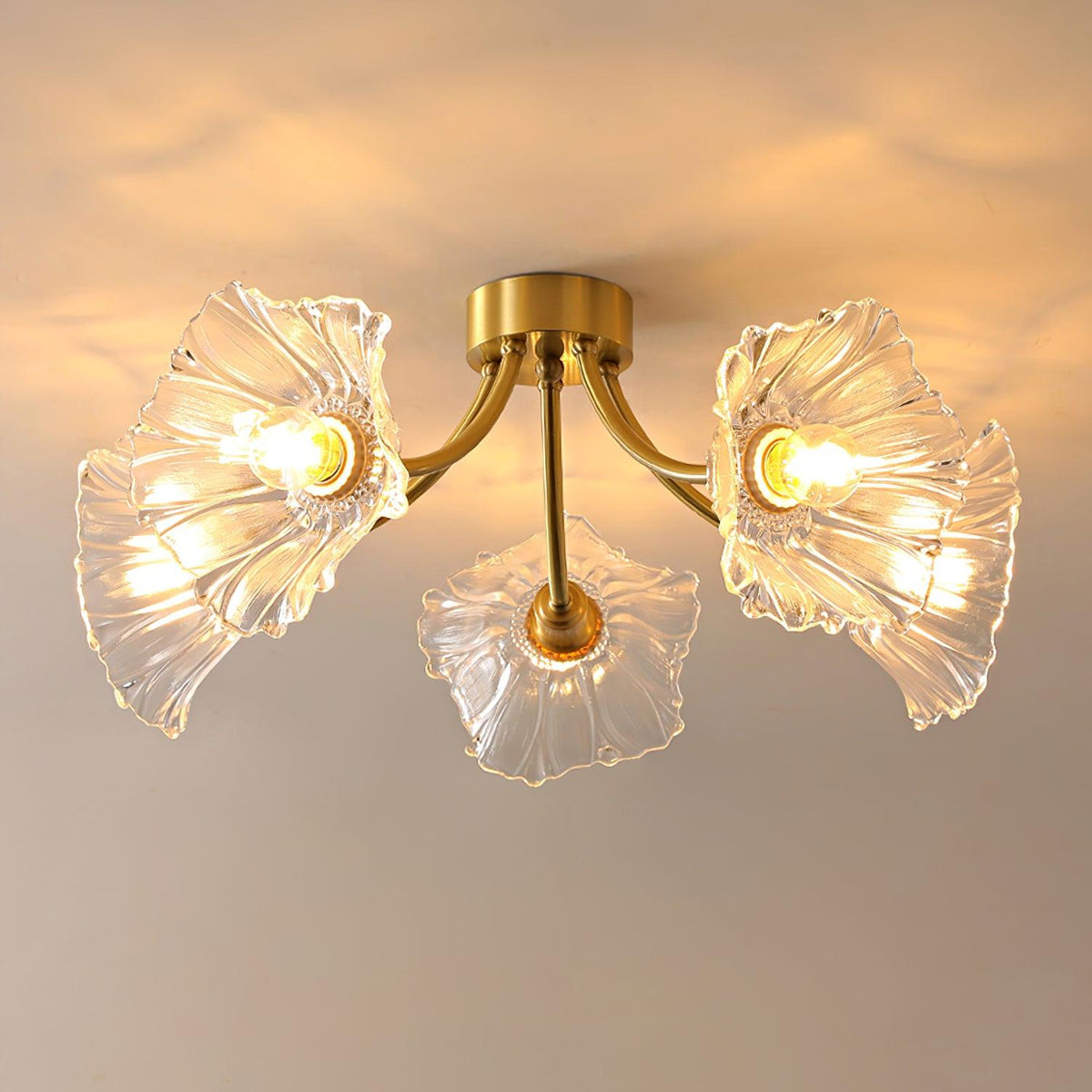 Celoreria Deckenleuchte aus Glas mit Blütenform und Petal-Design, elegant und zeitgenössisch