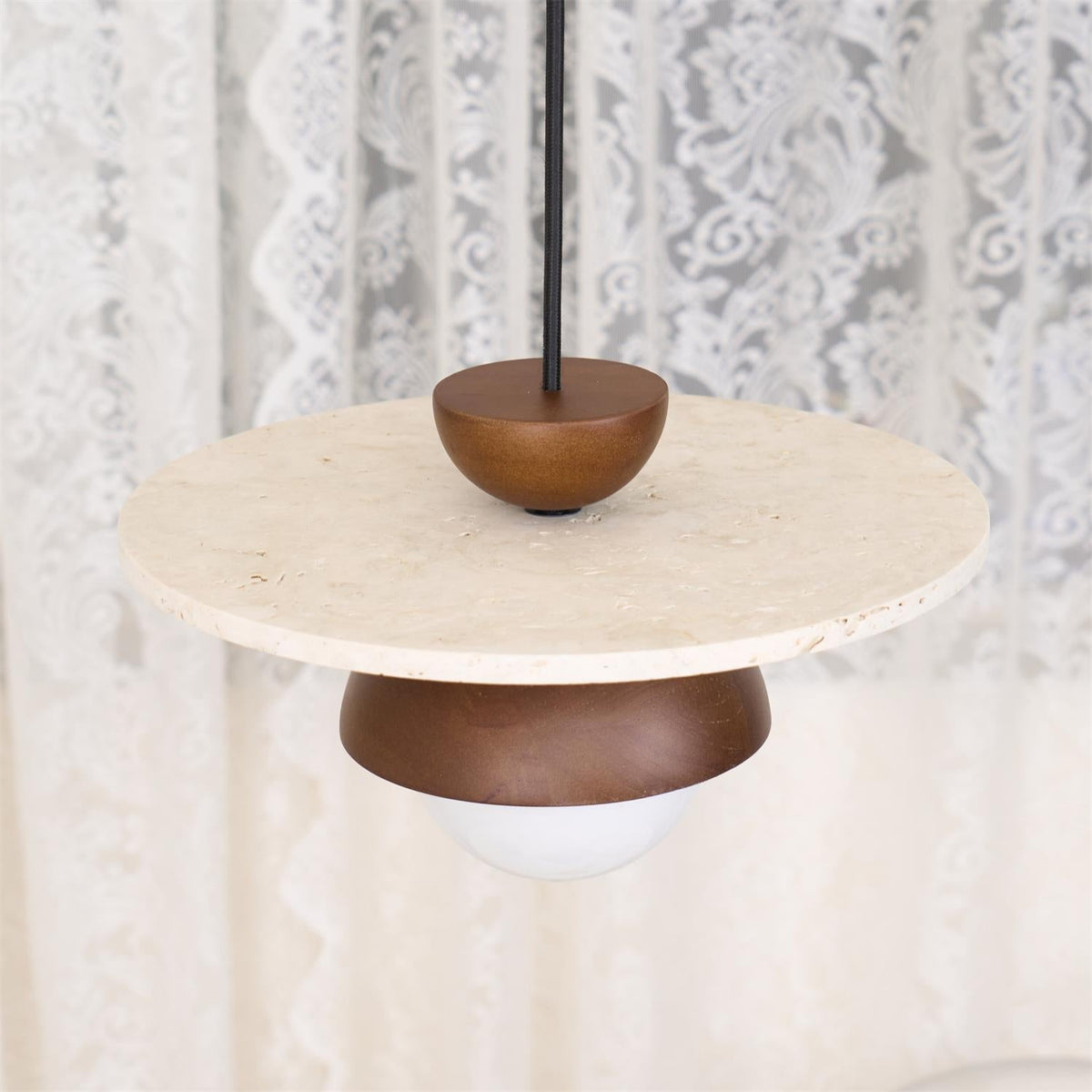 Calvion Pendelleuchte Travertin Holz Glas Kugel