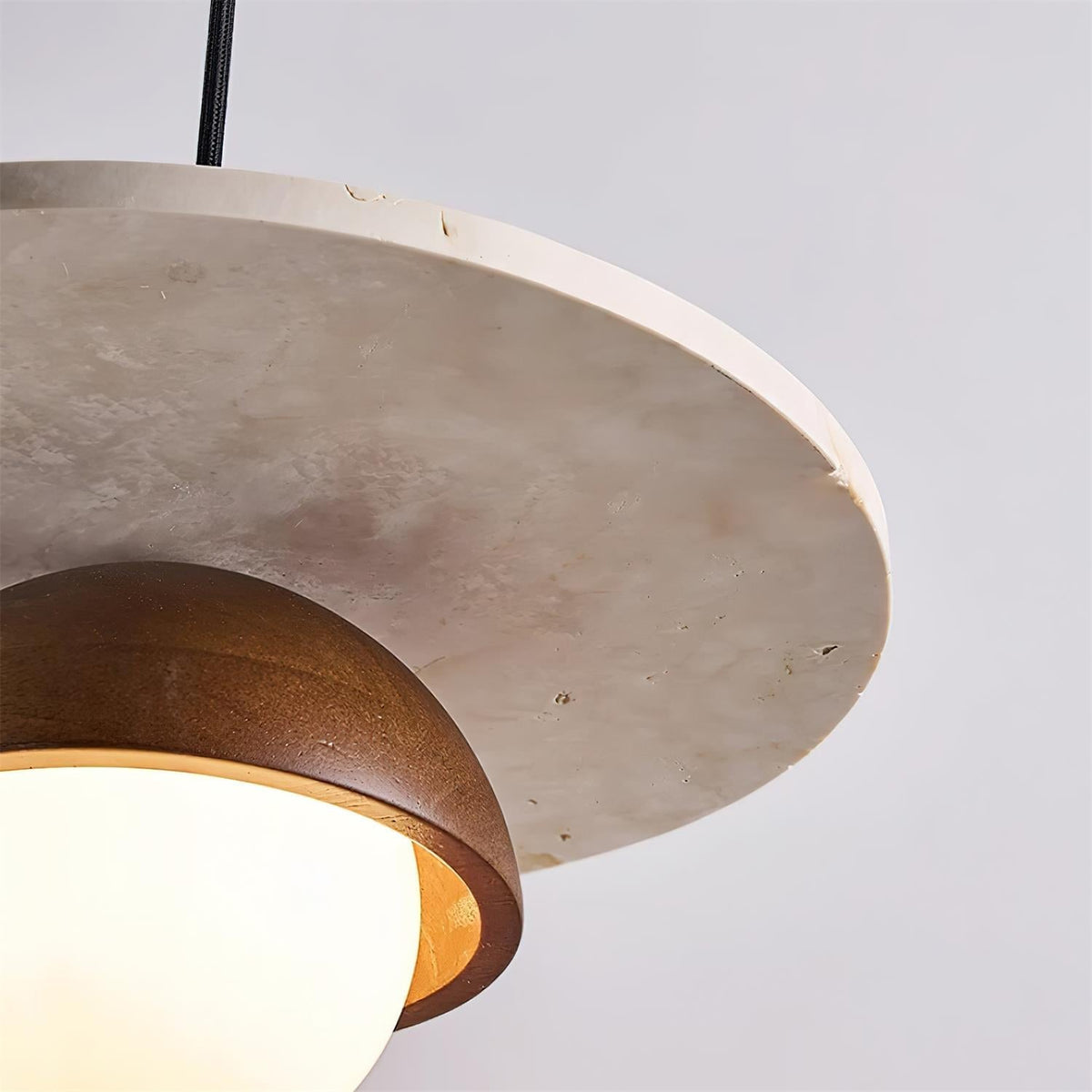 Calvion Pendelleuchte Travertin Holz Glas Kugel