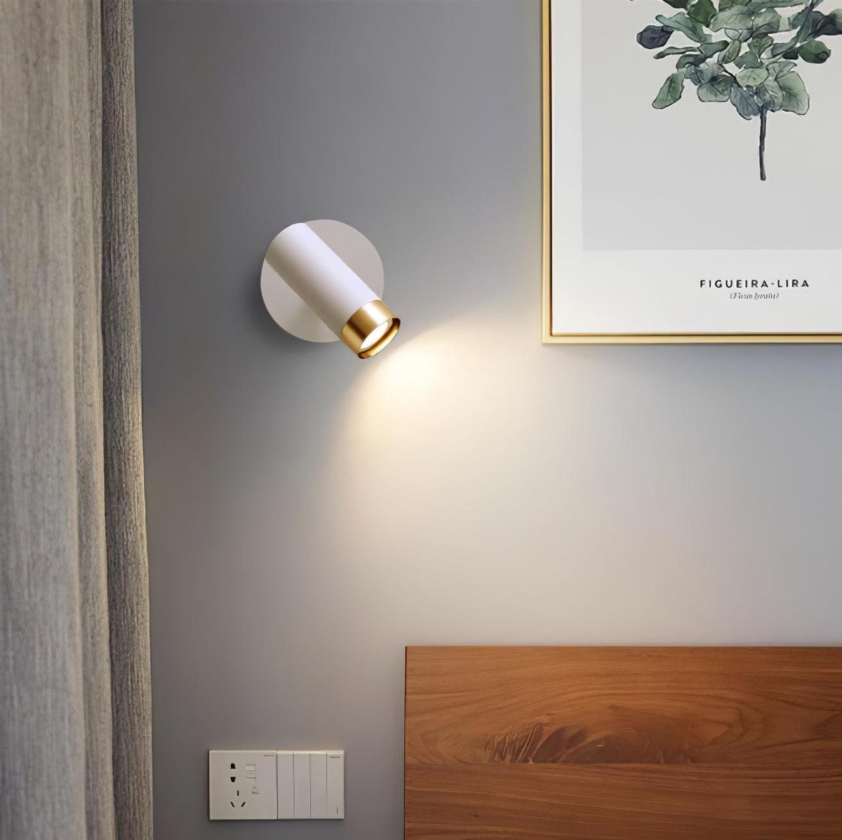 Cevare zeitgenössische minimalistische Wandleuchte