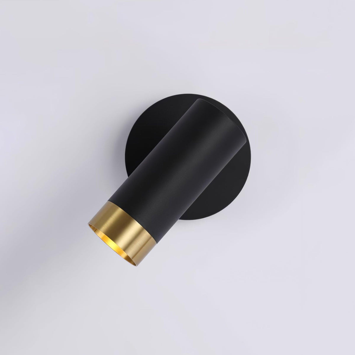 Cevare zeitgenössische minimalistische Wandleuchte
