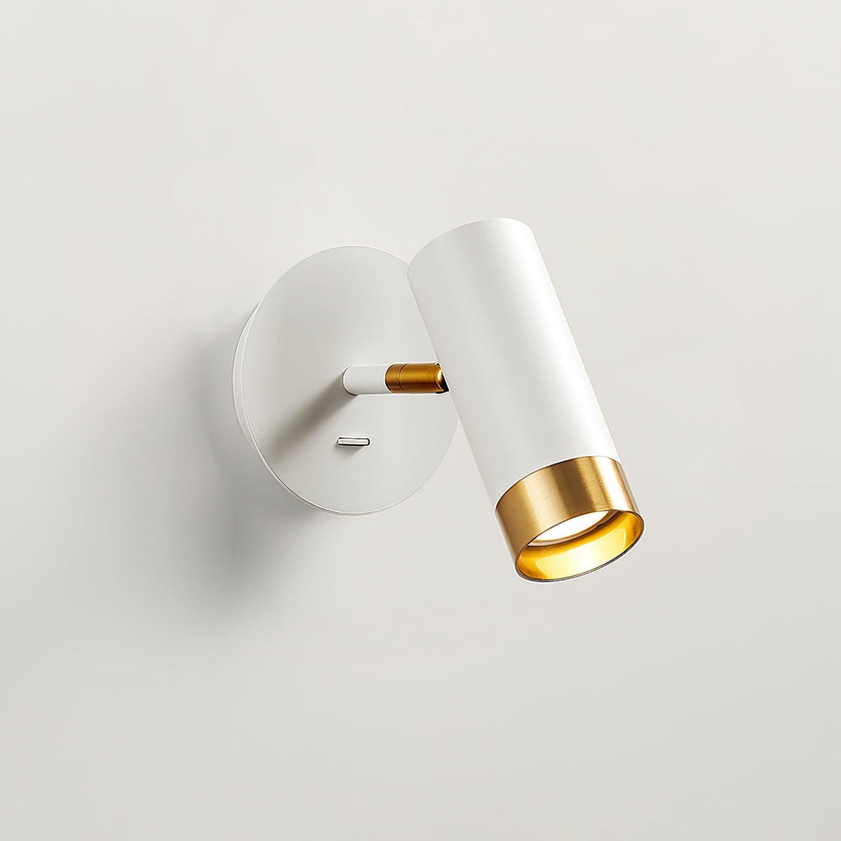 Cevare zeitgenössische minimalistische Wandleuchte