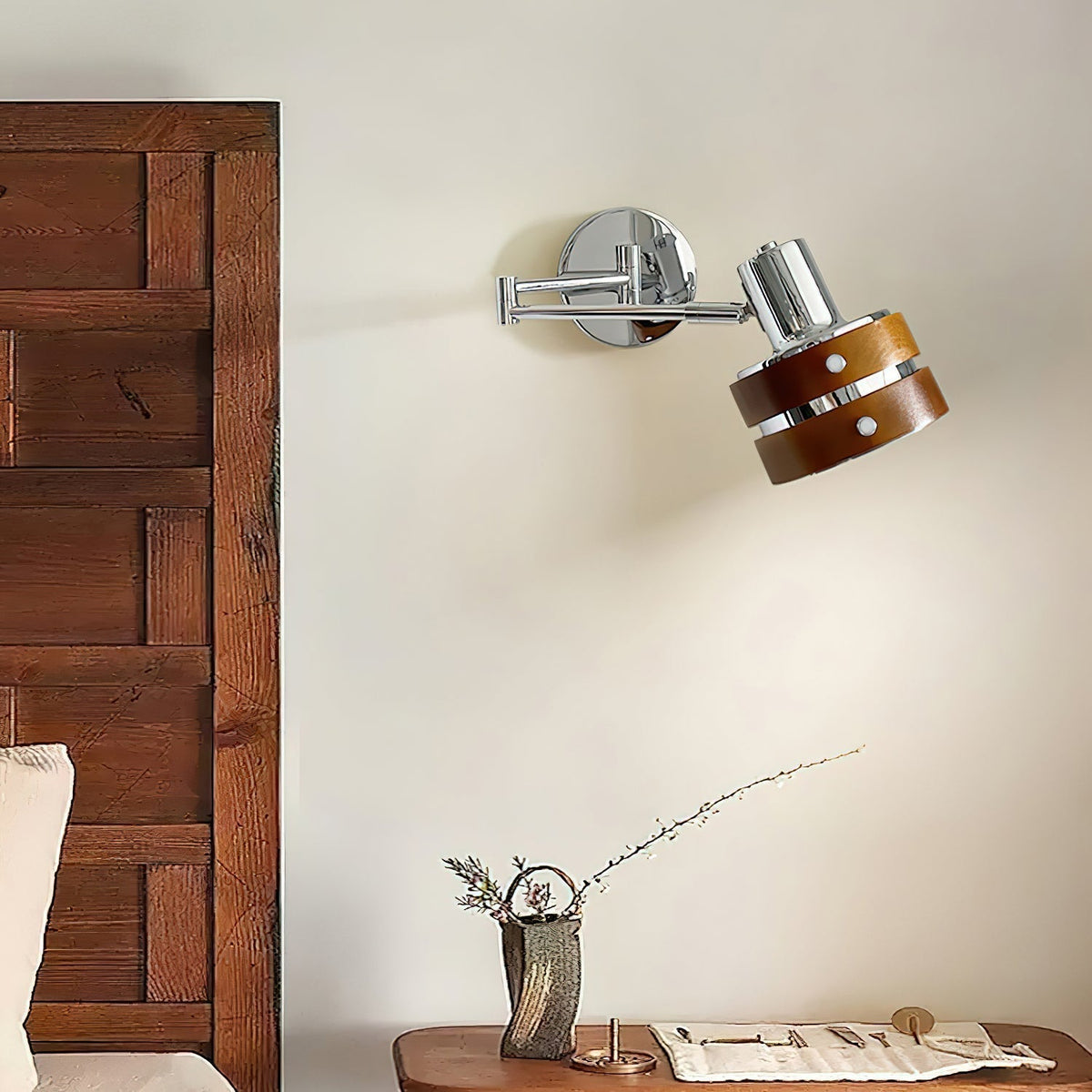 Karry Wandleuchte aus Holz mit verstellbarem Arm im Mid-Century-Stil