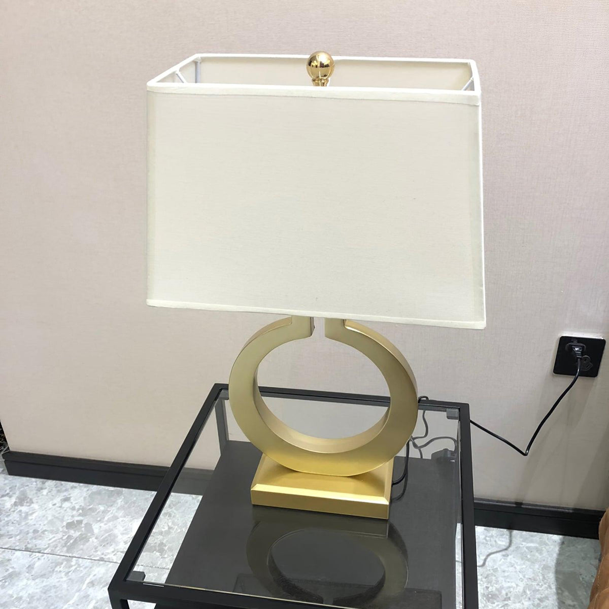 Lyrace Stoffliche gemütliche Tischlampe