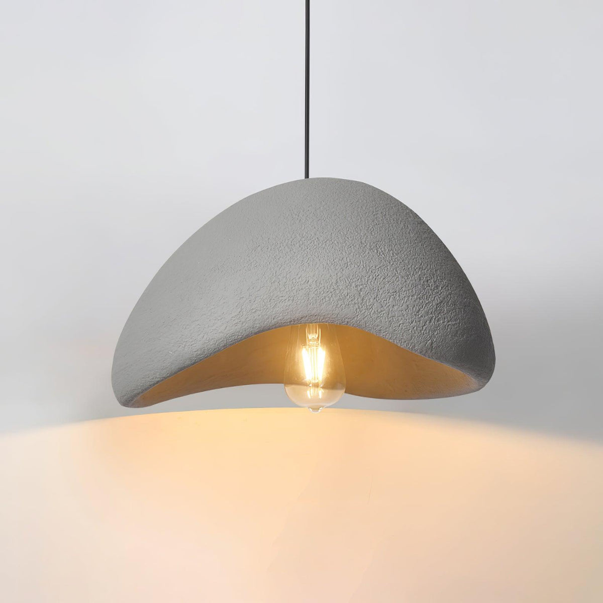 Mira Pendelleuchte im Wabi-Sabi-Stil