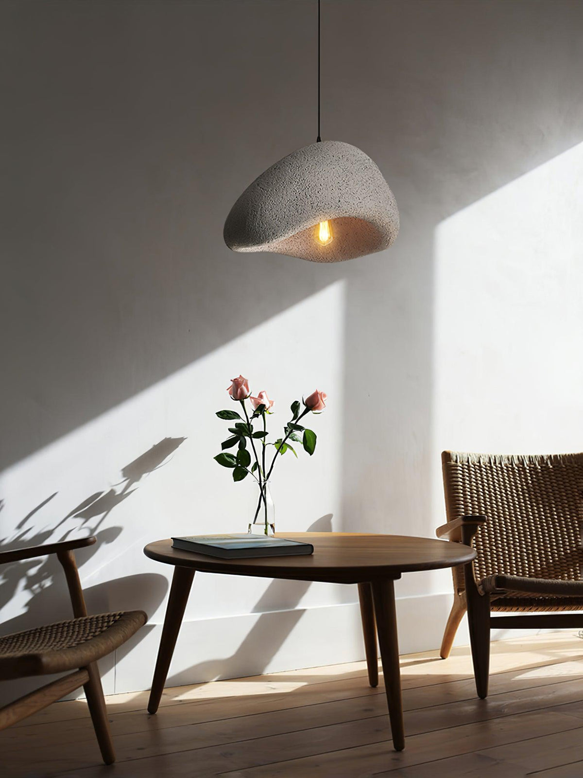 Mira Pendelleuchte im Wabi-Sabi-Stil